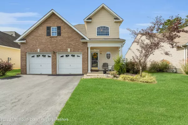 77 Maypink Lane, Howell, NJ 07731