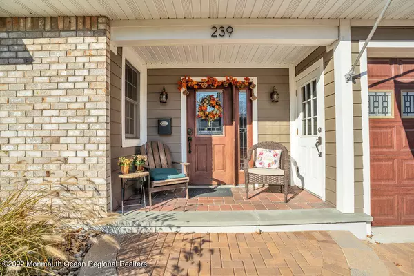 Elberon, NJ 07740,239 Dixon Avenue