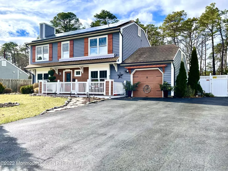 611 Haifa Court, Toms River, NJ 08753