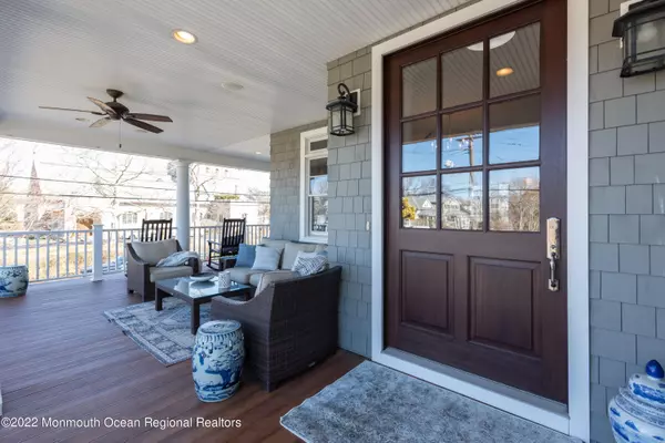 Rumson, NJ 07760,25 Waterman Avenue