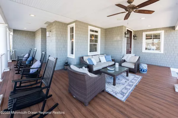 Rumson, NJ 07760,25 Waterman Avenue