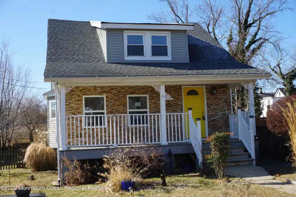 Keyport, NJ 07735,10 Walnut Street