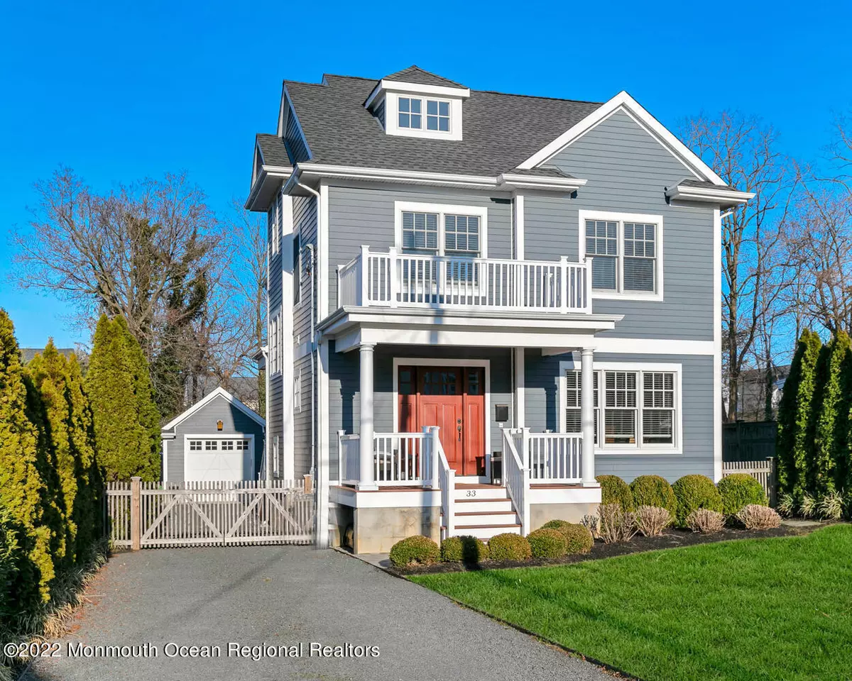 Rumson, NJ 07760,33 Lafayette Street