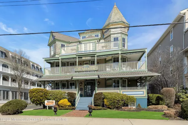 Ocean Grove, NJ 07756,19 Main Avenue