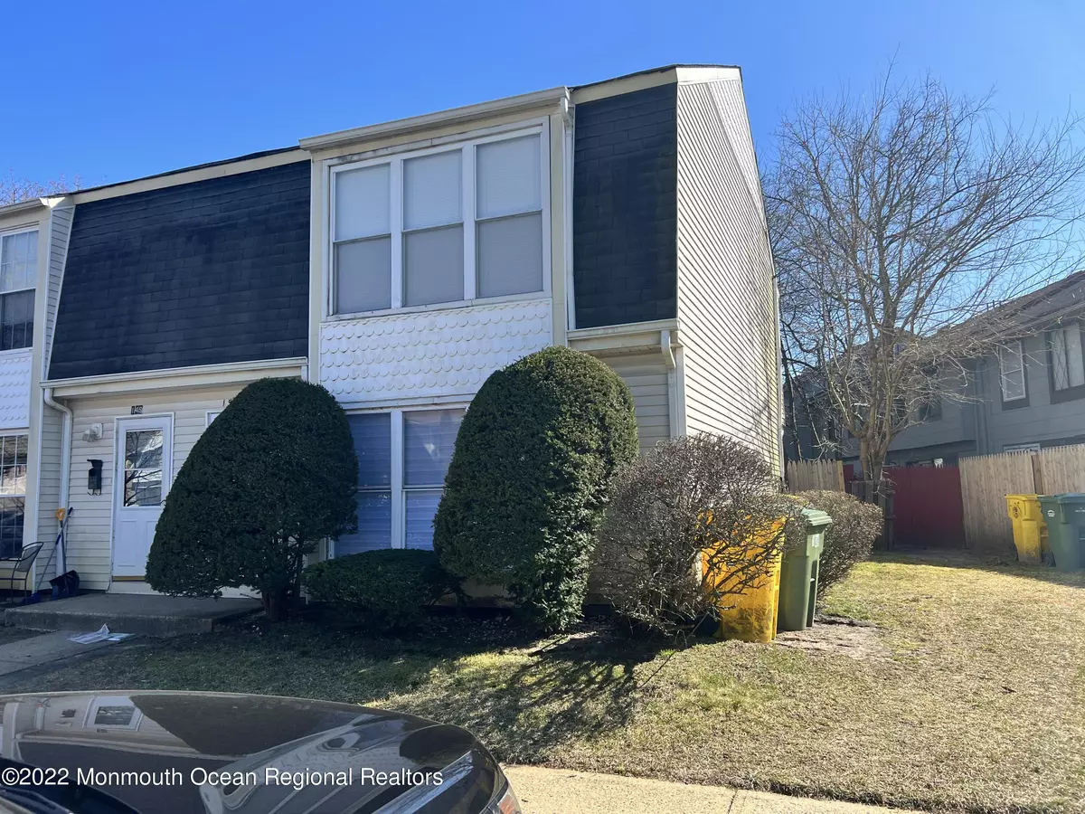 Lakewood, NJ 08701,151 Stratford Place