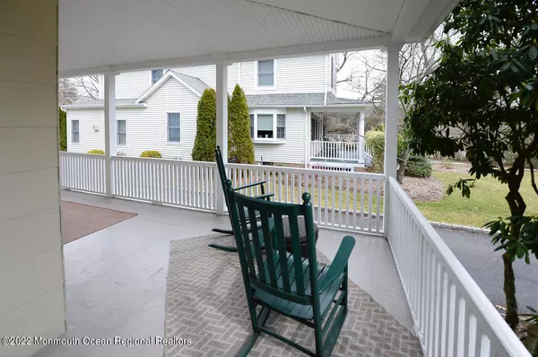 Glen Rock, NJ 07452,24 Park Avenue