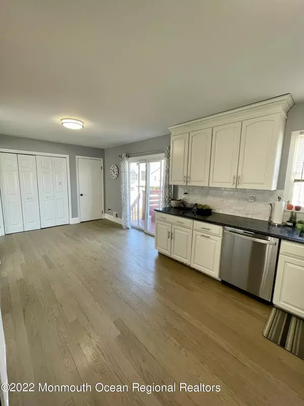 Union Beach, NJ 07735,811 Bayview Avenue