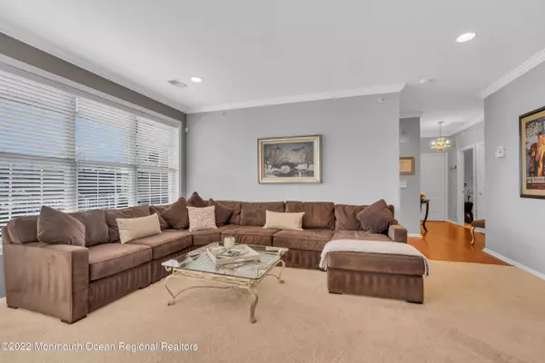 Manalapan, NJ 07726,419 Saint Andrews Place