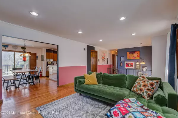 Morganville, NJ 07751,12 Hillside Terrace