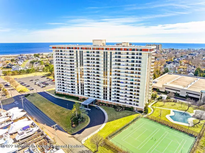 1 Channel Drive #1106, Monmouth Beach, NJ 07750