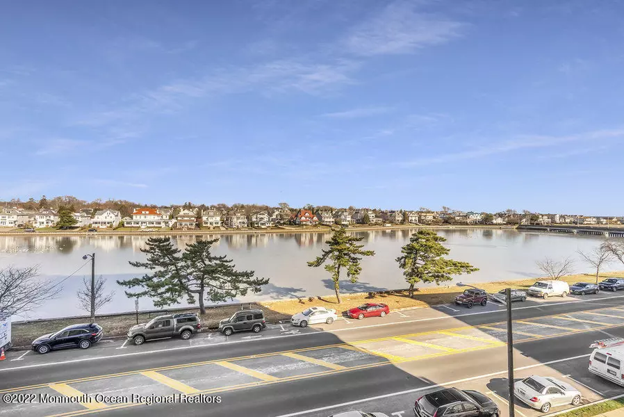 510 Deal Lake Drive #12G, Asbury Park, NJ 07712