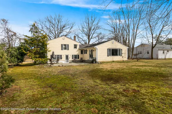 Fair Haven, NJ 07704,30 Oaklawn Road