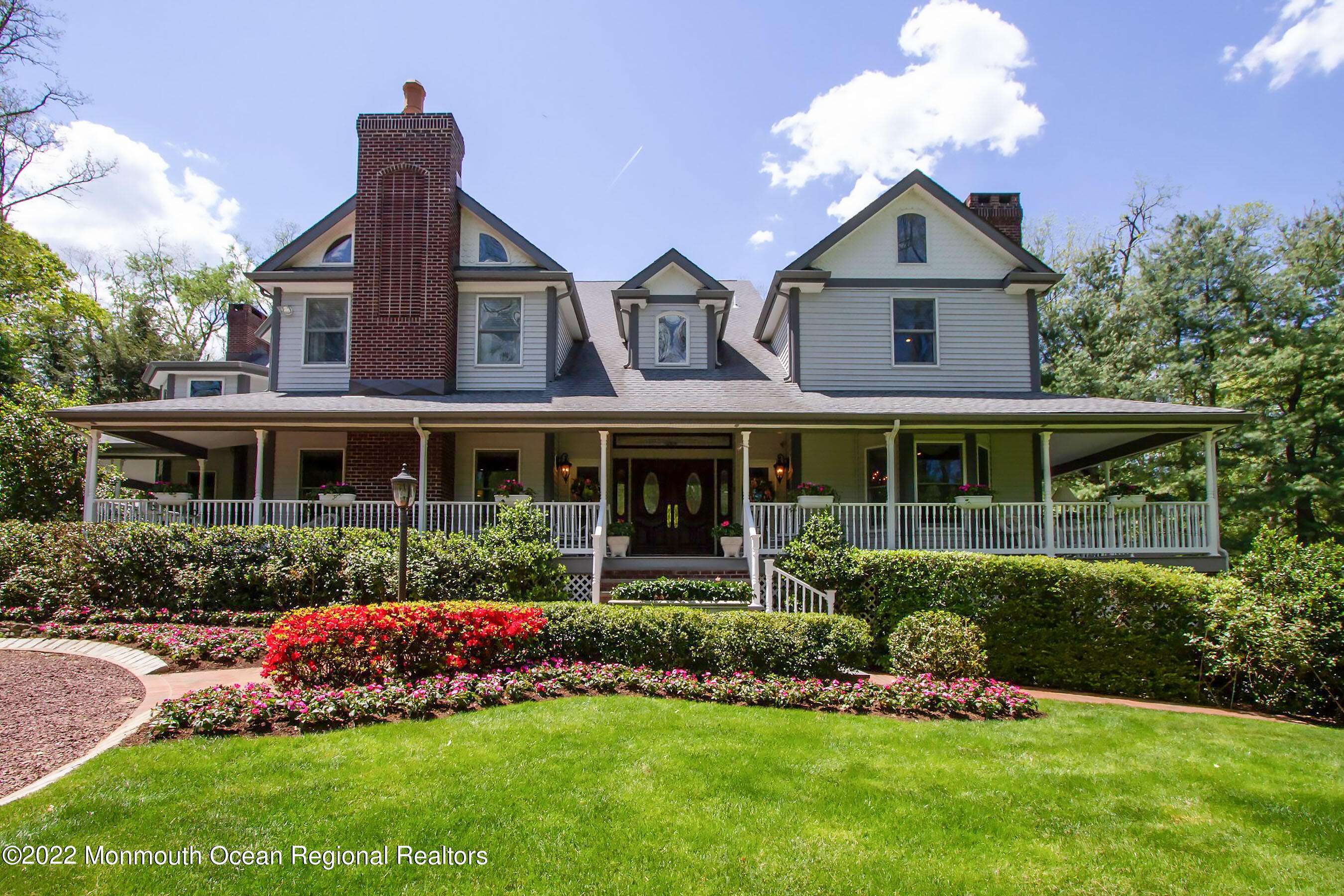 Colts Neck, NJ 07722,2 Pond View Drive