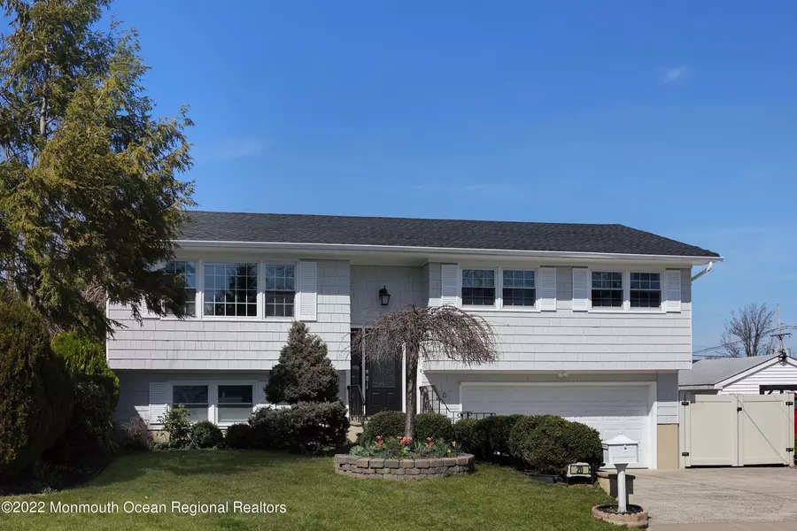 20 Monroe Street, Keyport, NJ 07735