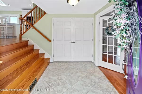 Totowa, NJ 07512,196 Winifred Drive