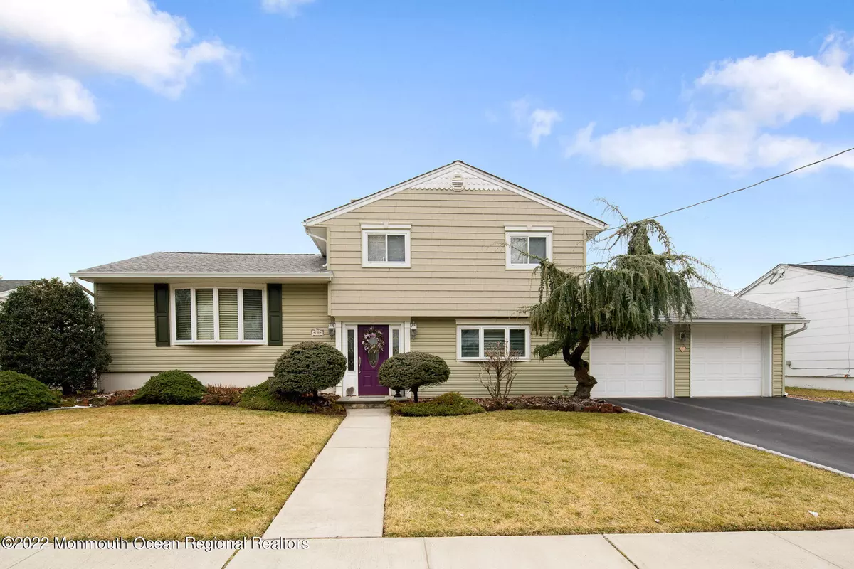 Totowa, NJ 07512,196 Winifred Drive