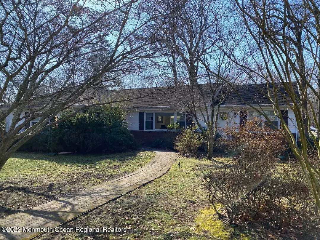 Oakhurst, NJ 07755,602 Dow Avenue