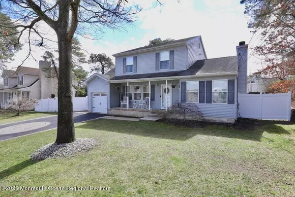 2024 7th Avenue, Toms River, NJ 08757