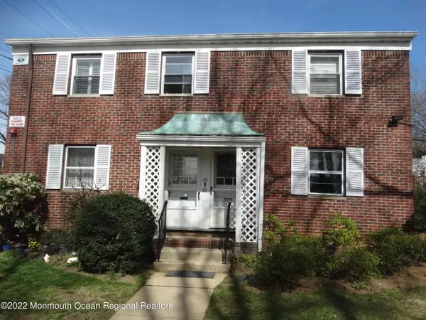 52 Manor Drive, Red Bank, NJ 07701