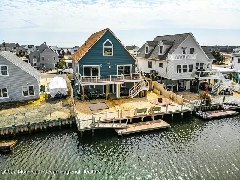 142 S Captains Drive, Little Egg Harbor, NJ 08087