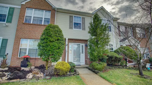 Freehold, NJ 07728,54 Grassmere Court #2