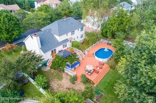 South Amboy, NJ 08879,17 Saint Peter Drive