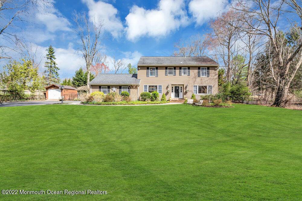 22 Point O Woods Road, Middletown, NJ 07748