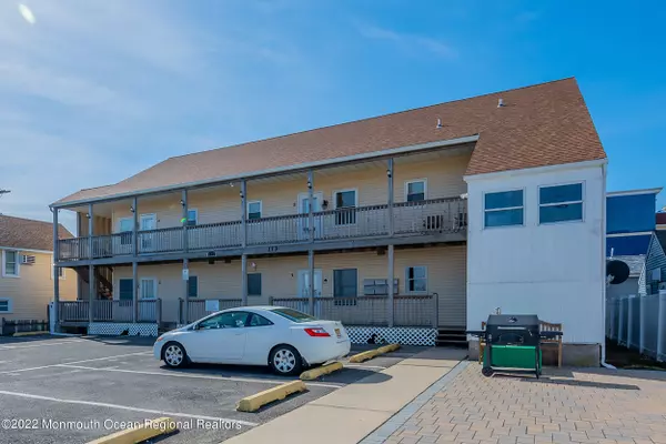 Seaside Heights, NJ 08751,113 Lincoln Avenue ##3