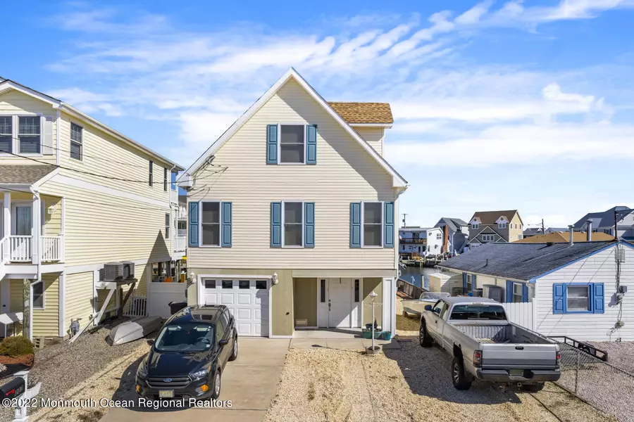 237 Dogwood Drive, Bayville, NJ 08721