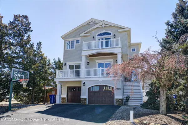 Toms River, NJ 08753,12 Sandy Lane