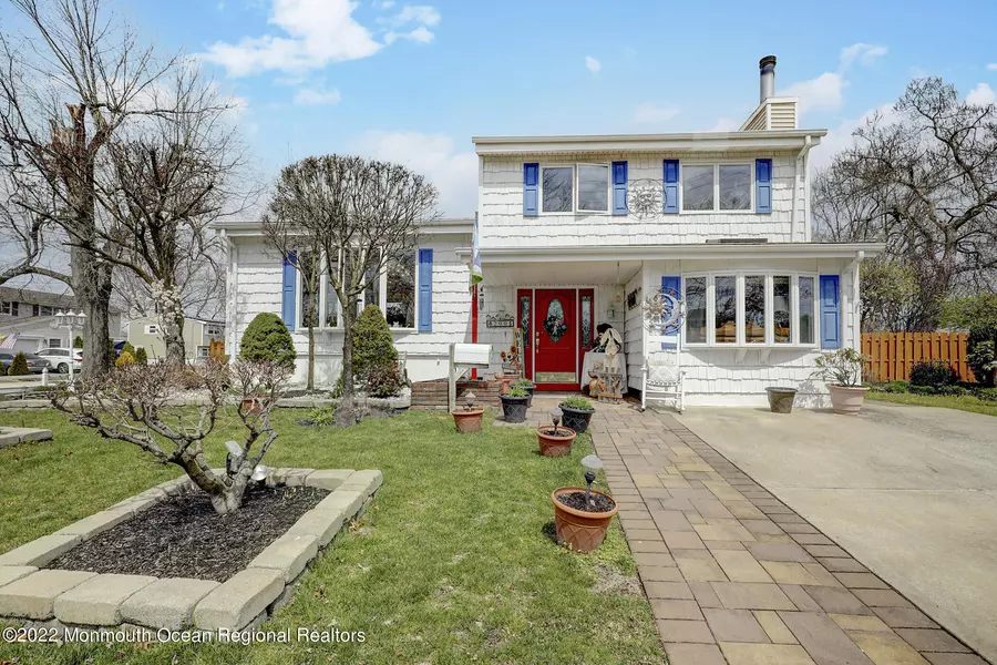 200 Cindy Street, Old Bridge, NJ 08857