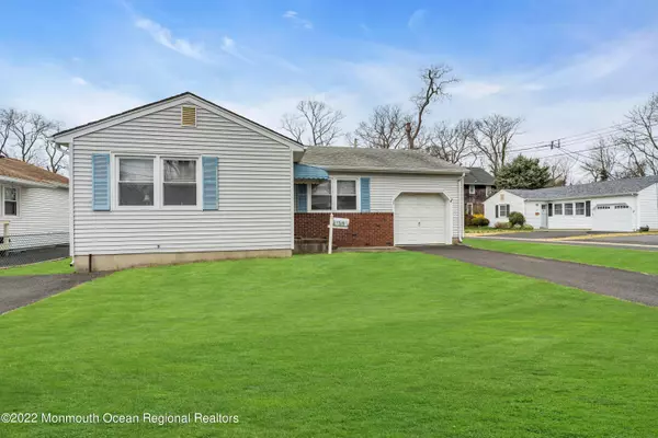 208 Trenton Court, Point Pleasant Beach, NJ 08742