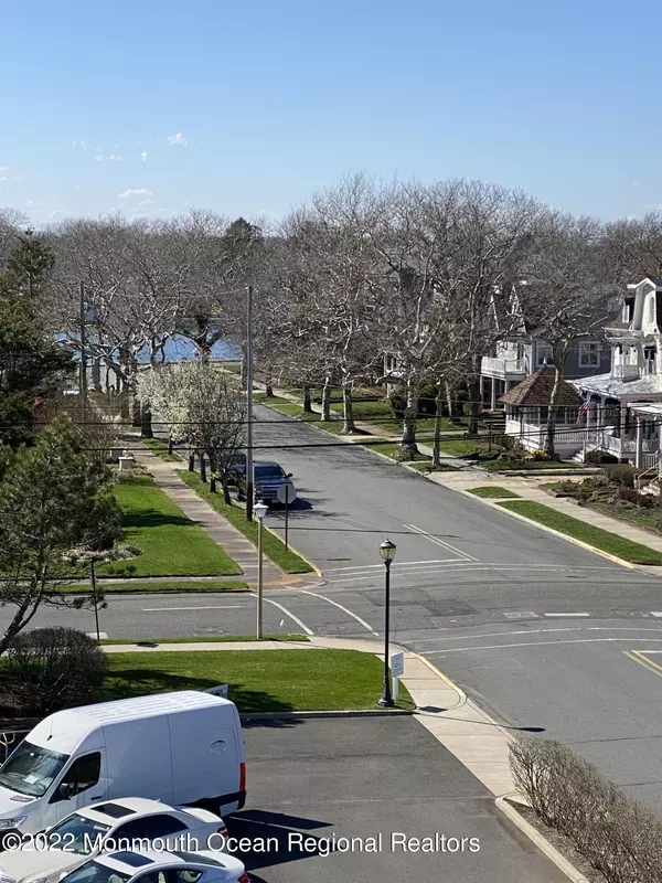 Spring Lake, NJ 07762,700 Ocean Avenue #334