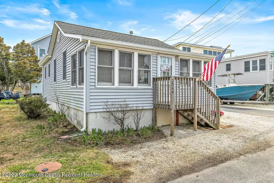 2544 Circle Drive, Manahawkin, NJ 08050