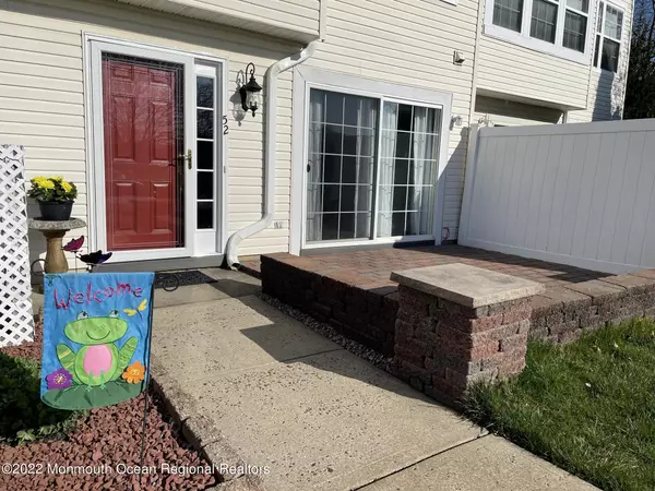 Tinton Falls, NJ 07712,52 Madison Court