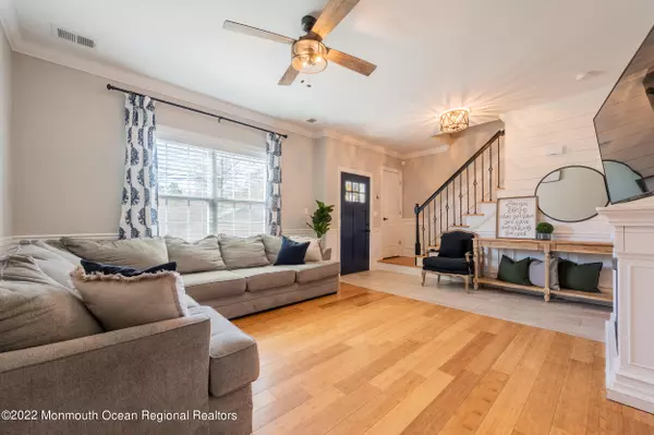 Lanoka Harbor, NJ 08734,616 Drew Avenue