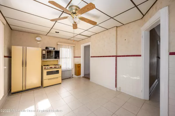 Orange, NJ 07050,572 Beach Street