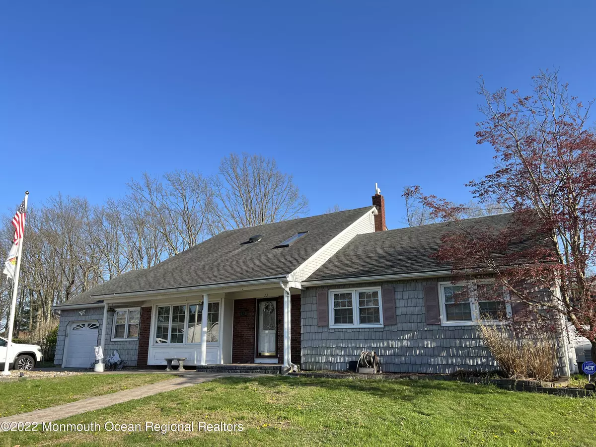 Howell, NJ 07731,23 Meadowbrook Drive