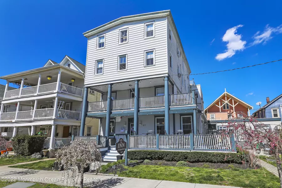 27 Webb Avenue, Ocean Grove, NJ 07756