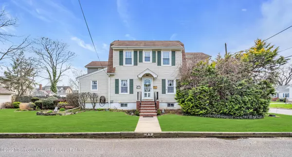 48 Chandler Avenue, Keyport, NJ 07735