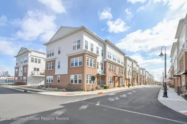 North Brunswick, NJ 08902,2 Fleet Street
