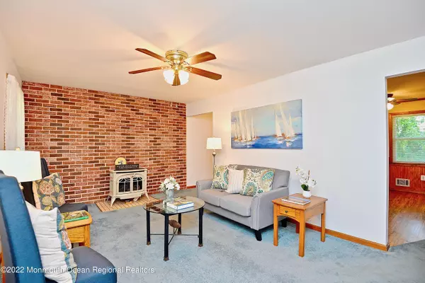 Lanoka Harbor, NJ 08734,502 Buttonwood Drive