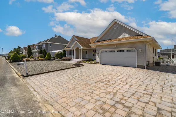 Forked River, NJ 08731,812 Ensign Drive