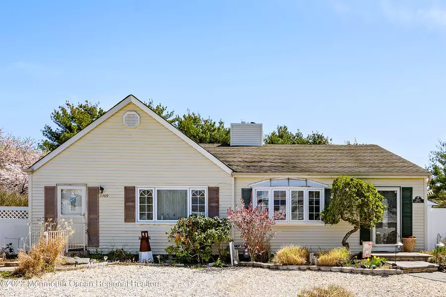 3307 Mystic Port Place, Toms River, NJ 08753