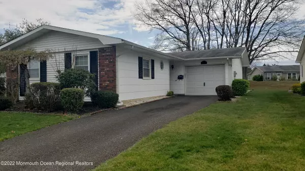 1 Denby Court, Brick, NJ 08724