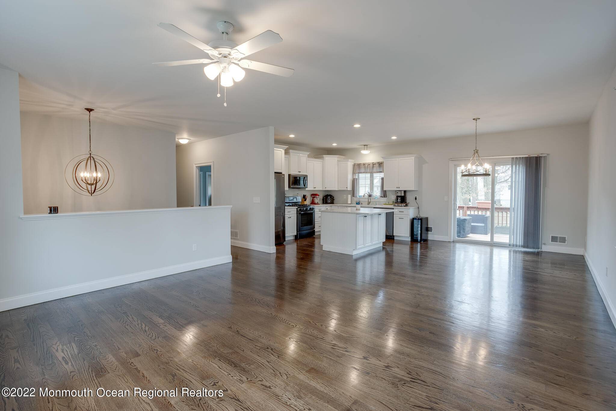 Atlantic Highlands, NJ 07716,127 Oakland Avenue