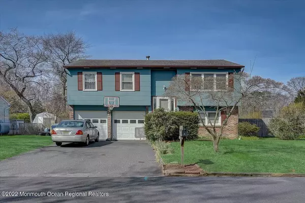 11 Redwood Lane, Little Egg Harbor, NJ 08087