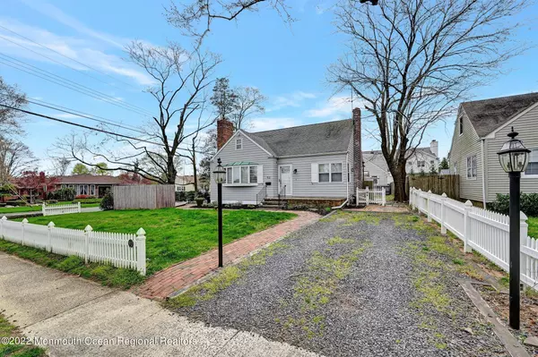 Rumson, NJ 07760,93 Blackpoint Road