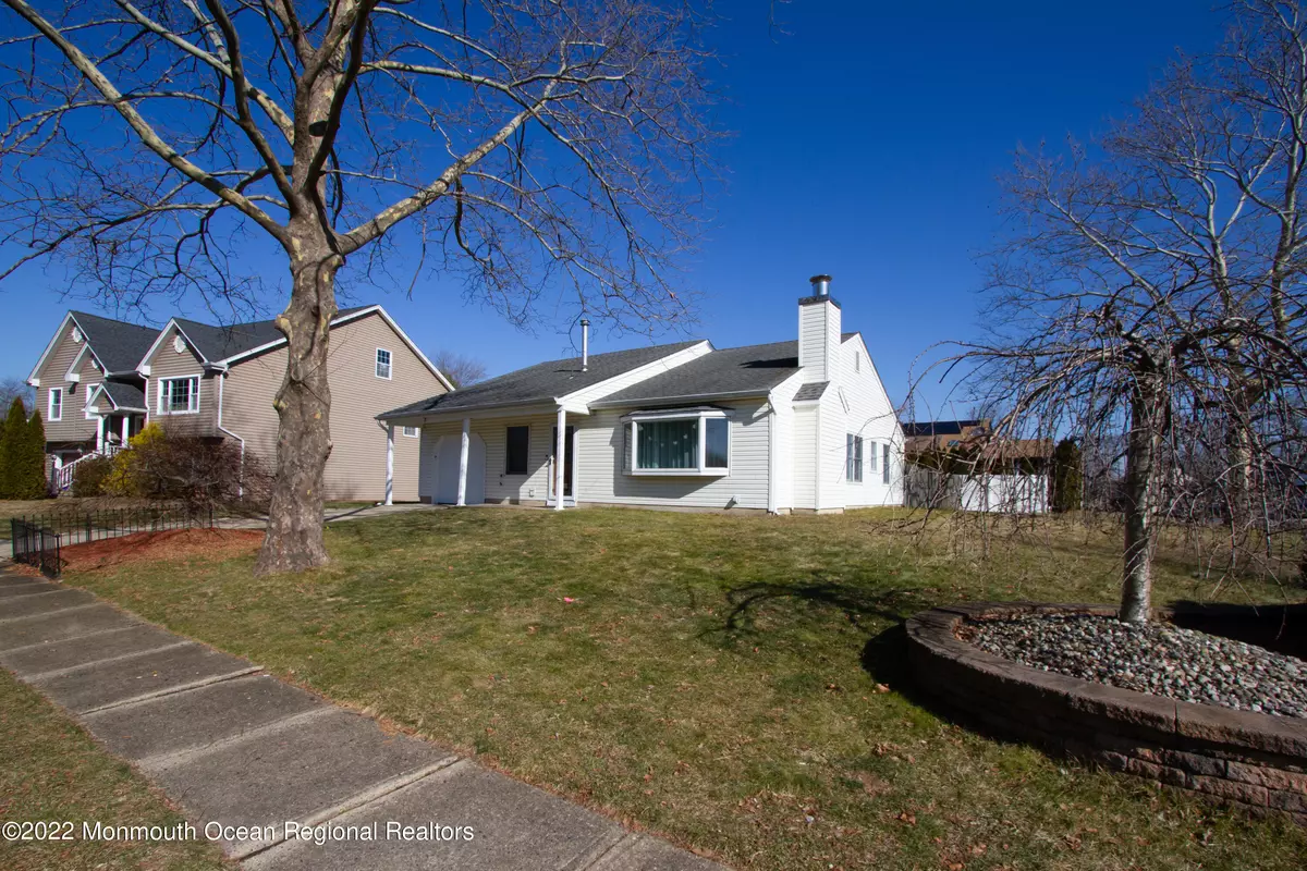 Matawan, NJ 07747,3 Stone Court