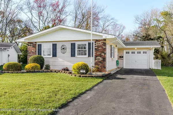 10 Hardy Court, Brick, NJ 08724